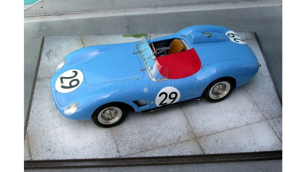 Ferrari 500 TRC #29 Le Mans 1957 1/24